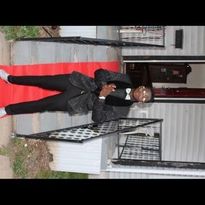 Meet your Posher, Zion